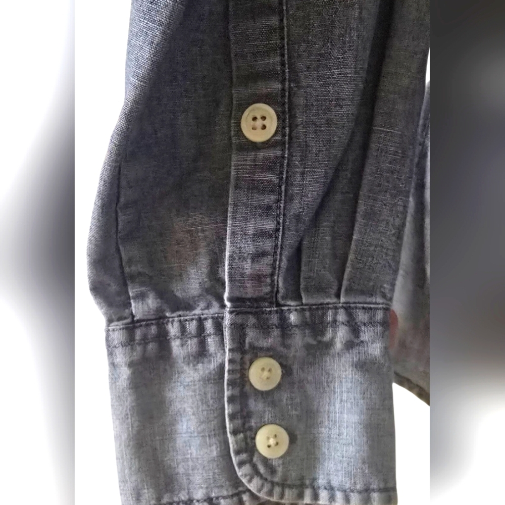 J. Crew Clasic Denim Chambray Button-Up Roll Tab Sleeves Shirt Size S - Picture 10 of 10